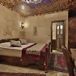 Old Town Stone House מלון גורמה