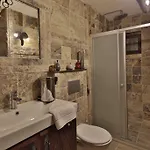 Old Town Stone House 4*