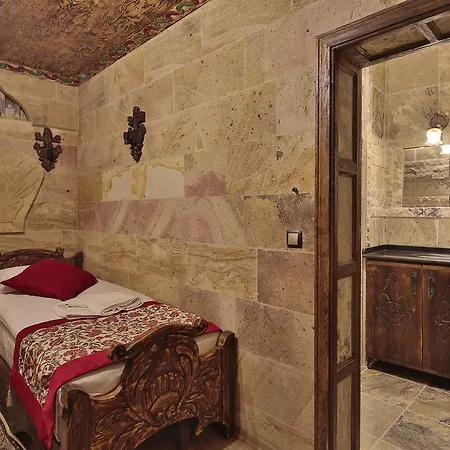 Old Town Stone House 4*