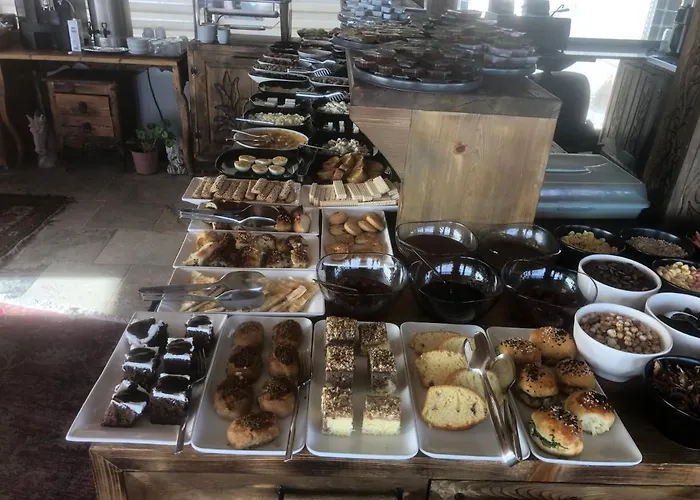 올드 타운 스톤 하우스 4*