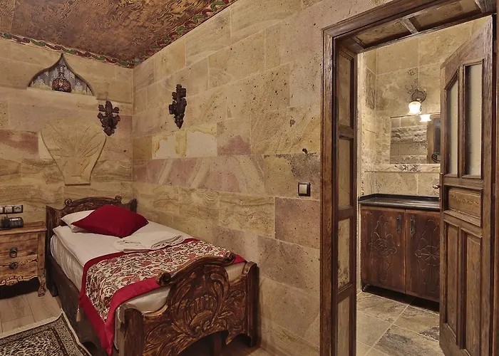 Old Town Stone House 4*